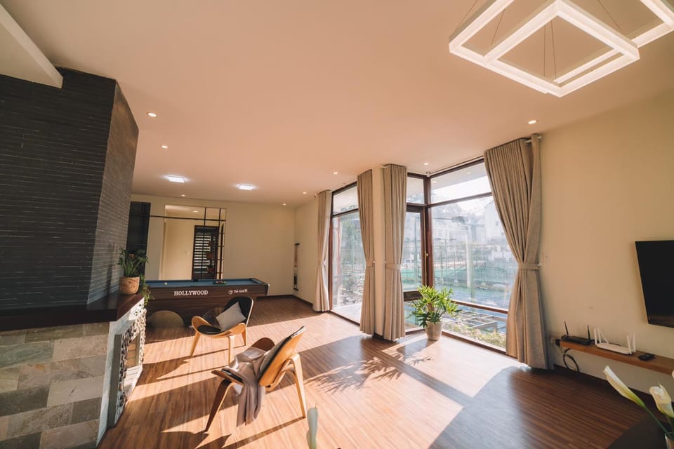 Communal lounge/ TV room, Living room, Evening entertainment