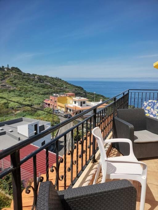 Natural landscape, View (from property/room), Mountain view, Sea view