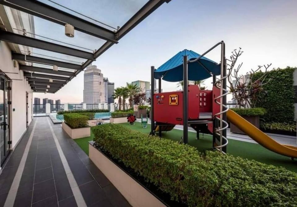 The Rixx Spectacular Apartment @ Opera House-Hyatt Apartment in Ho Chi Minh City
