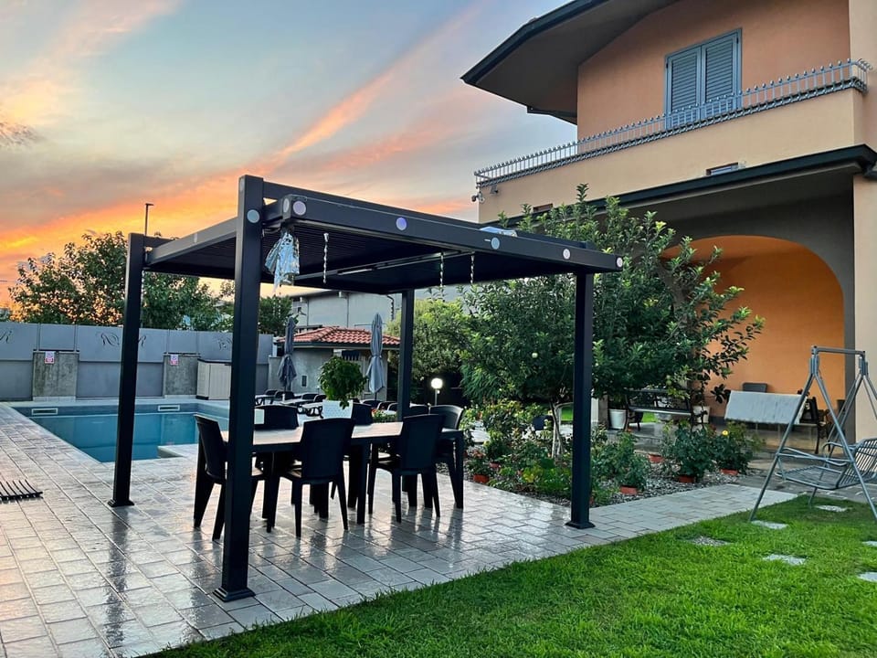 Villa 2 Apartment in Lombardy