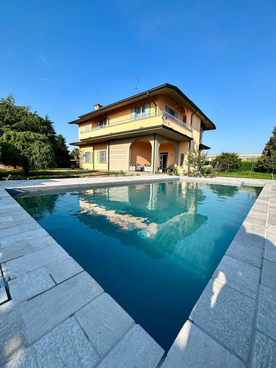 Villa 2 Apartment in Lombardy