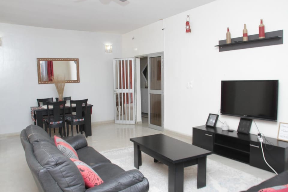"Class A", un superbe appartement calme, apaisant et sûr proche des restos et plages de Saly Apartment in Saly