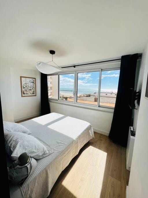 Appartement T4 avec vue mer pour 7 personnes Apartment in Occitanie