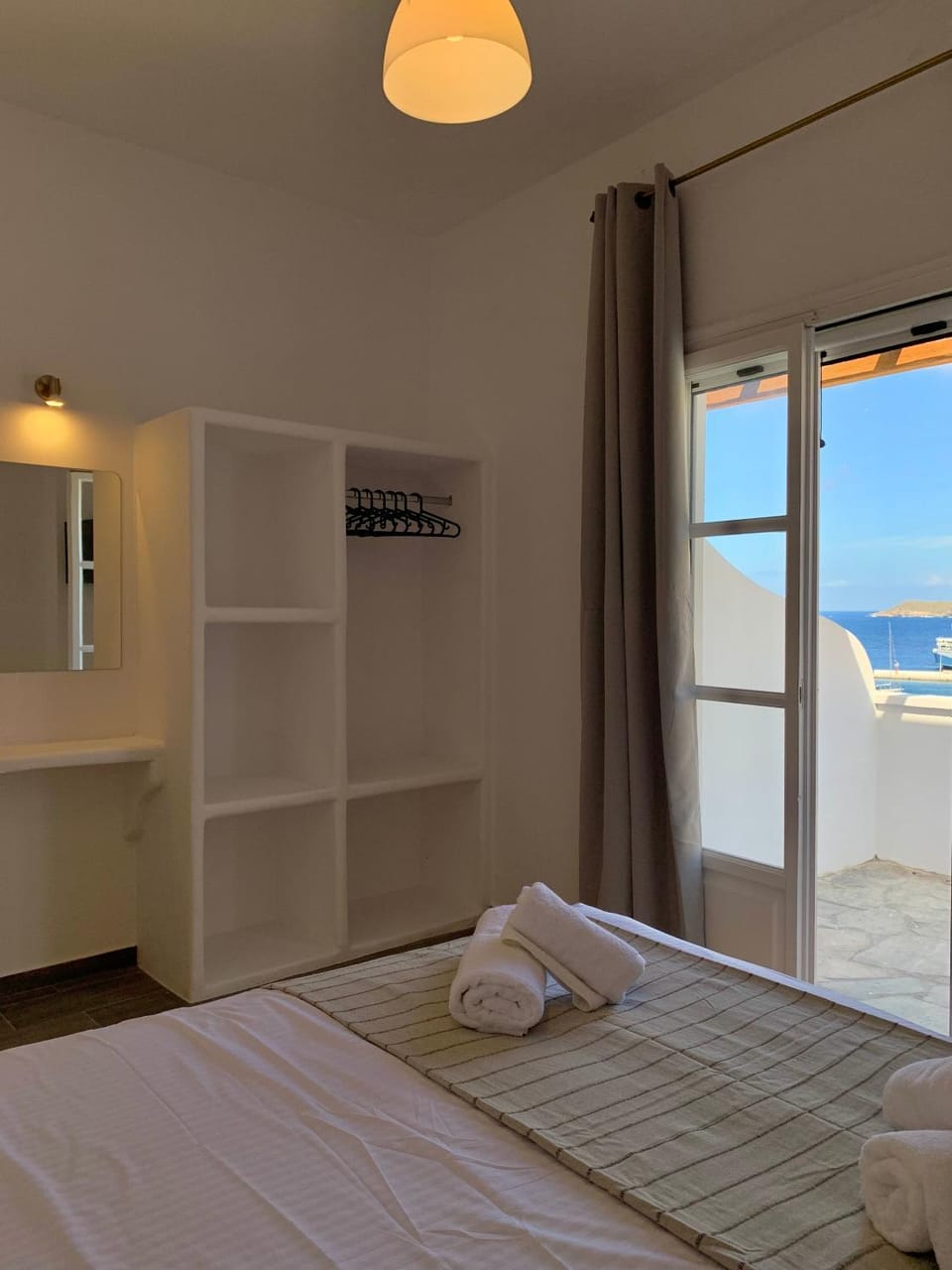 Juli’s Suites Apartment in Kea-Kythnos