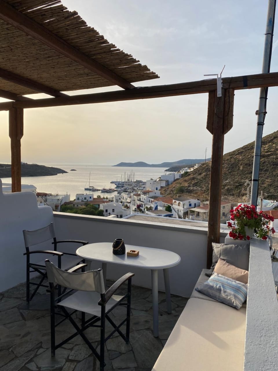 Juli’s Suites Apartment in Kea-Kythnos