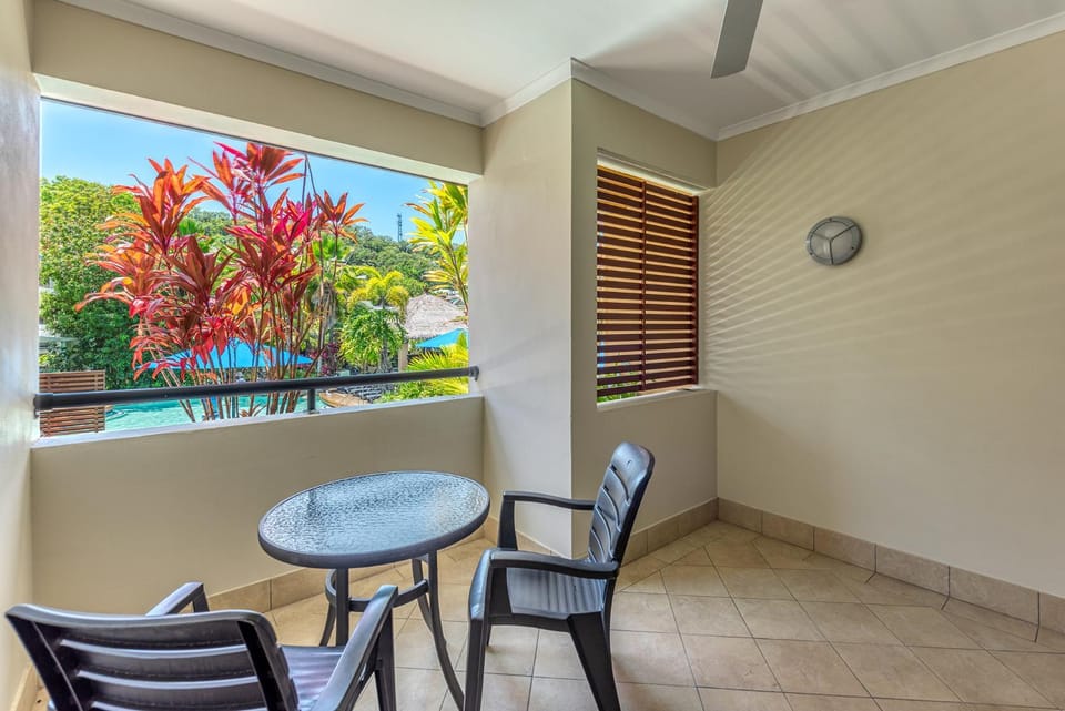Magnificent 2 bed unit in heart of Port Douglas Apartment in Port Douglas