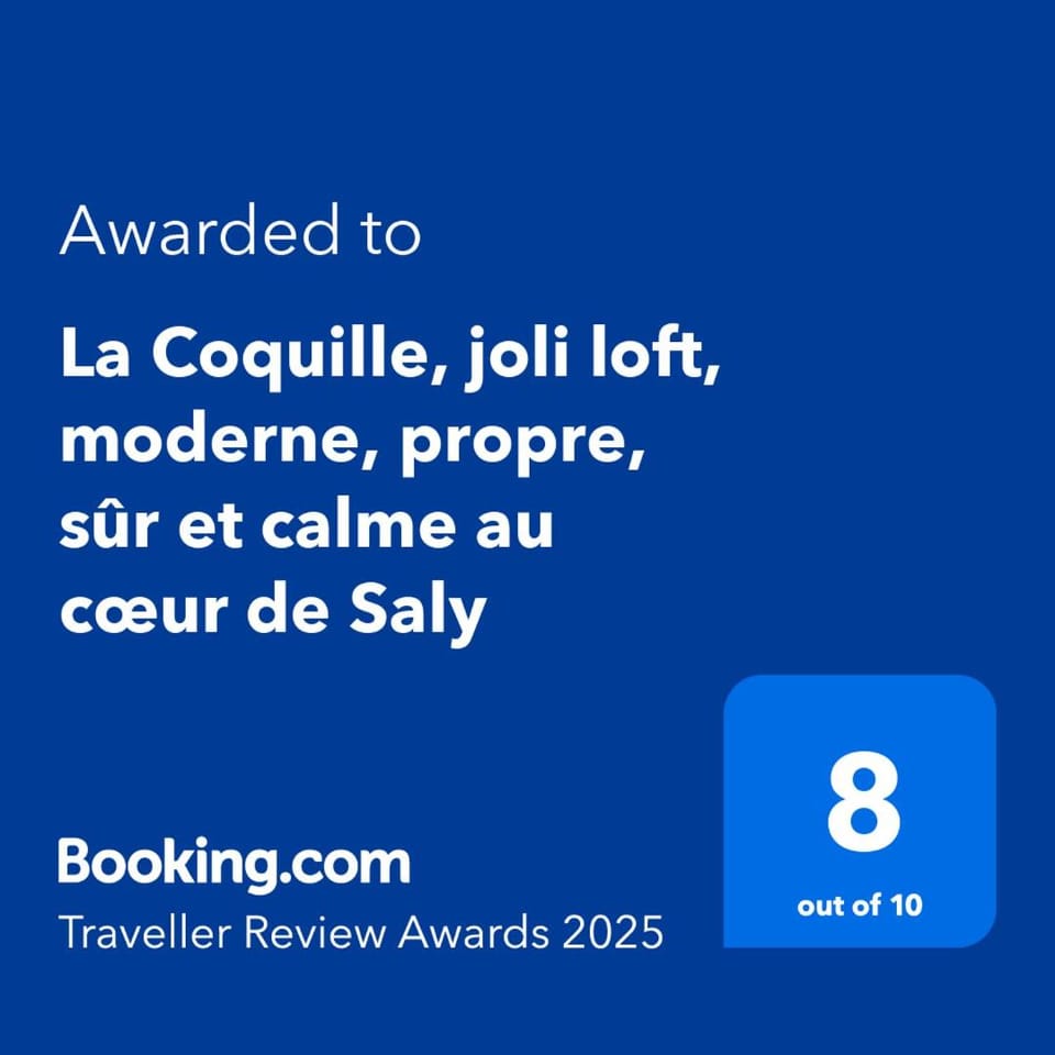 "La Coquille", joli loft, moderne, propre, sûr et calme au cœur de Saly Apartment in Saly