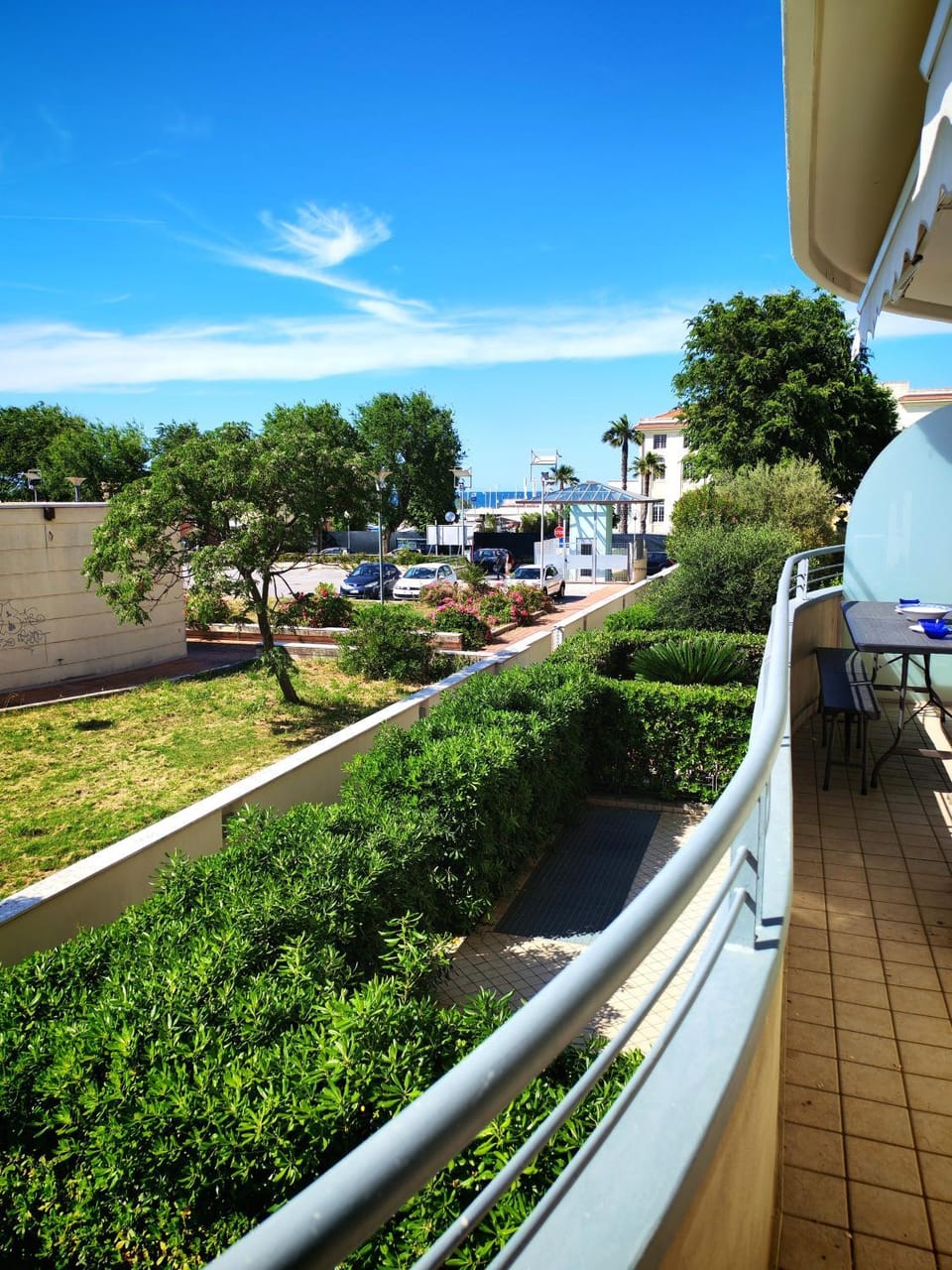 VistaMare Bluemar - Garden & Sea Apartment in Cattolica
