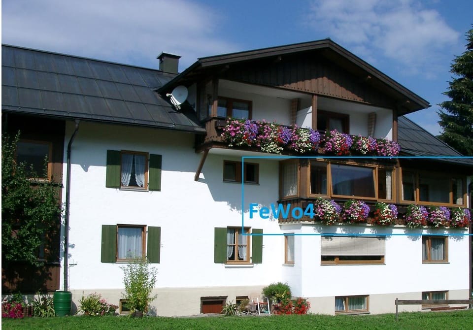 Property building, Spring, Day