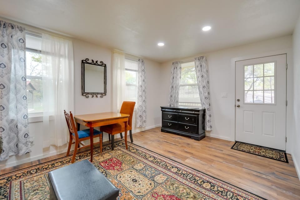 Vacation Rental in Kerrville Pets Welcome! House in Rio Grande