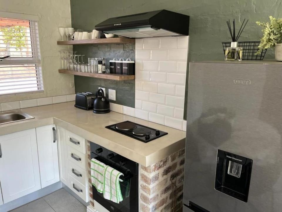 Coffee/tea facilities, kitchen