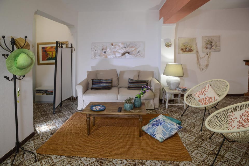 Old town secret garden Apartment in Alghero