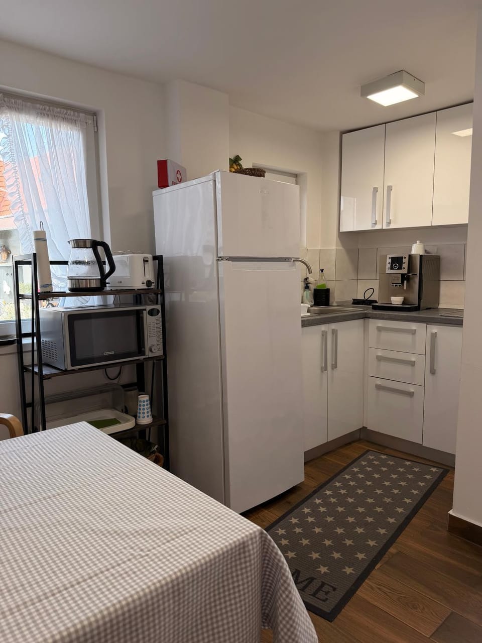 Kitchen or kitchenette, kitchen
