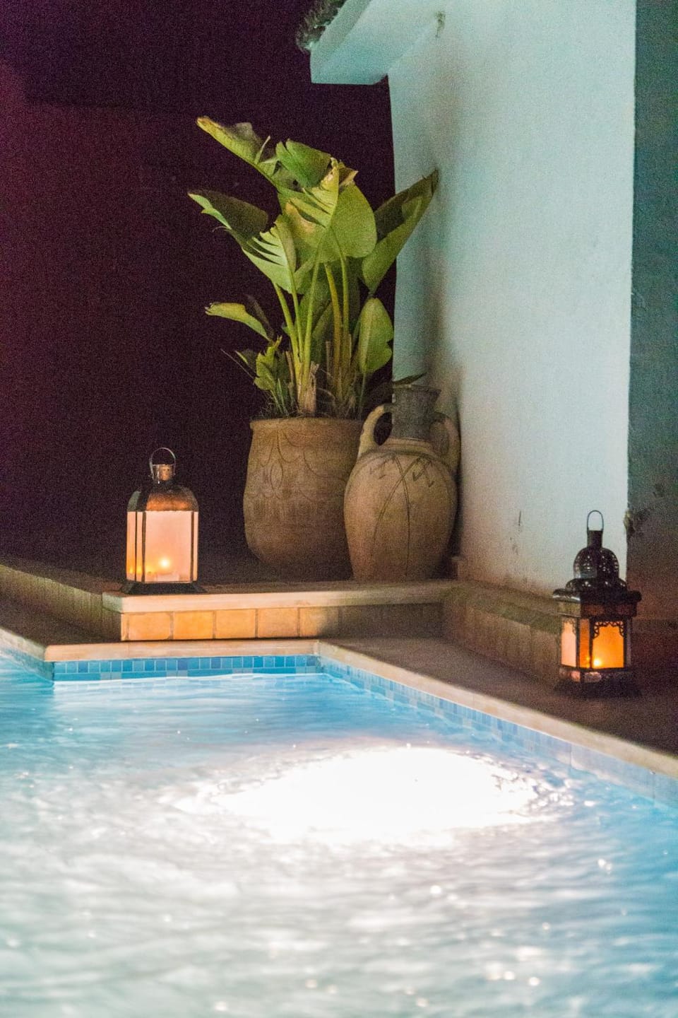 Swimming pool