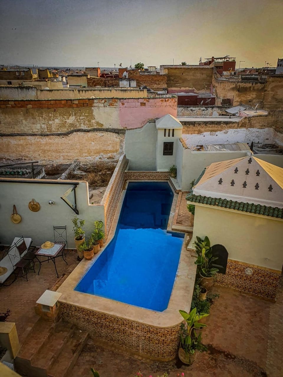 Swimming pool