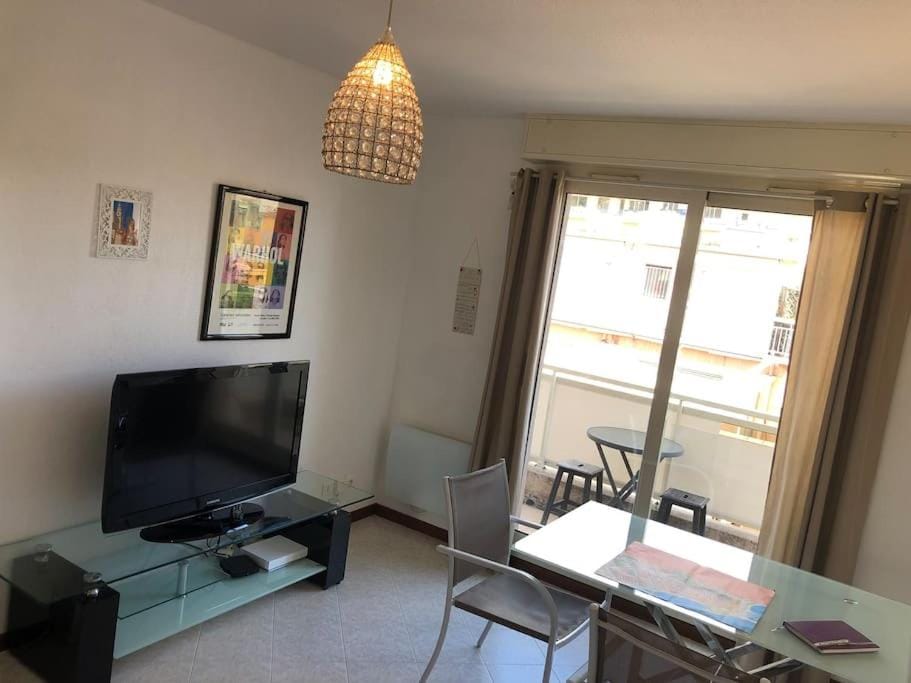 Studio 28 m2 au calme à Menton Apartment in Menton