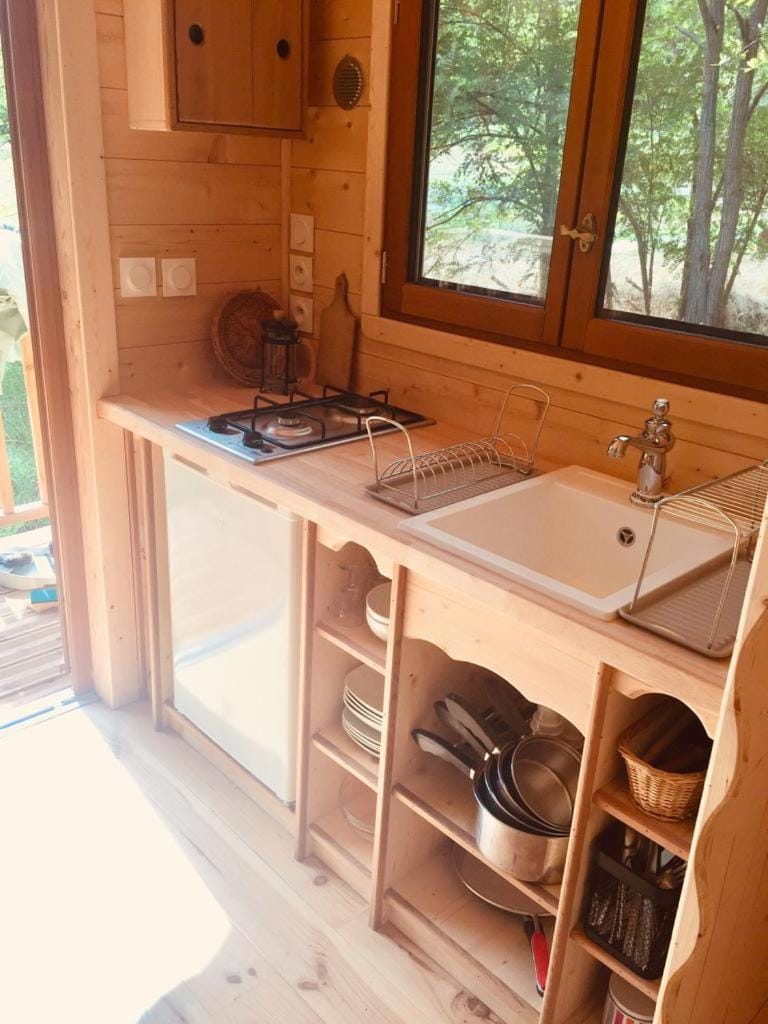 Roulotte Un temps pour soi Luxury tent in Occitanie