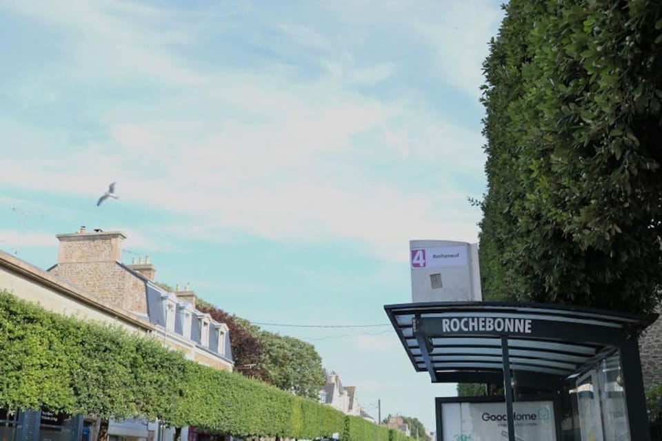 Location studio équipé à 200m de la plage. Apartment in St-Malo