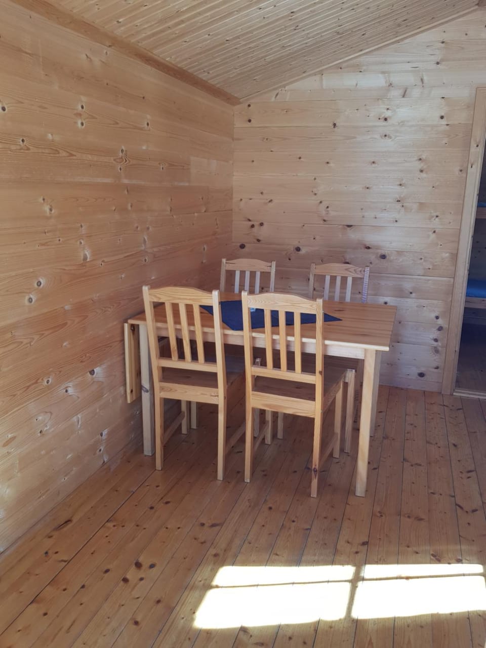 Schöne Stuga unmittelbar am Ammerån gelegen Chalet in Sweden