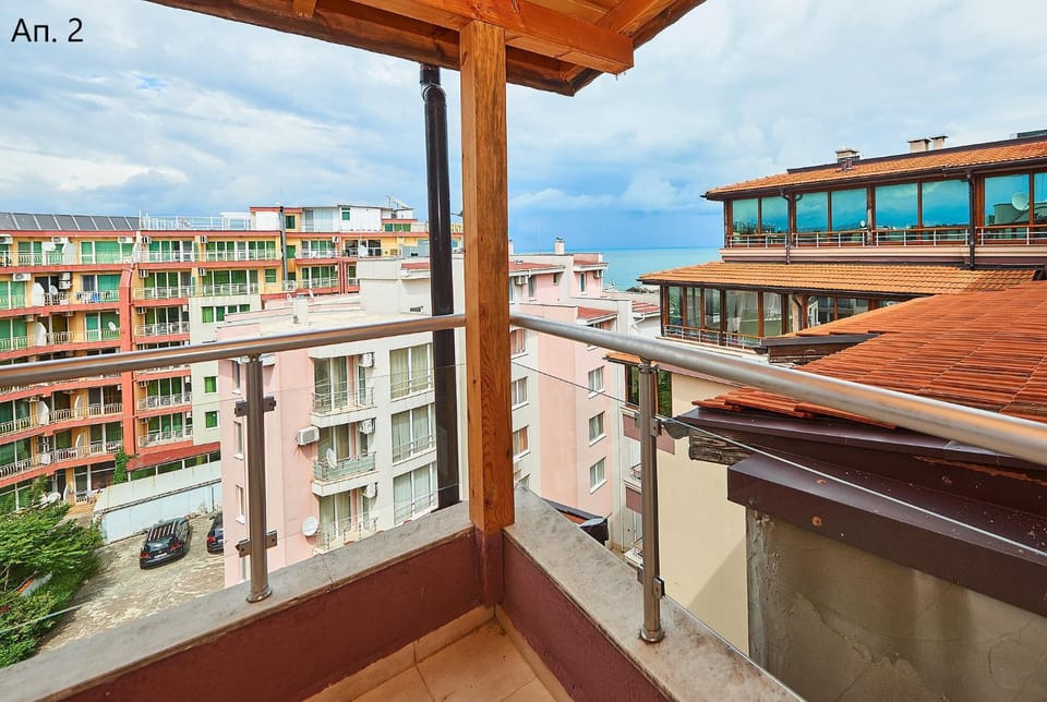 Property building, Day, View (from property/room), Balcony/Terrace, Balcony/Terrace, City view, Sea view