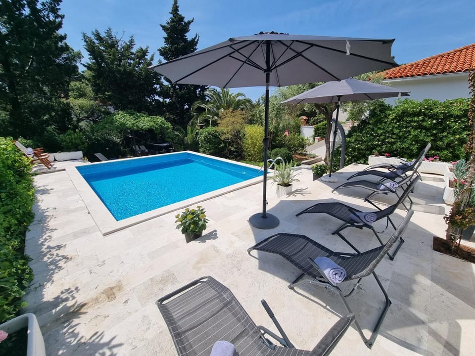 Villa Ilaria Villa in Bol