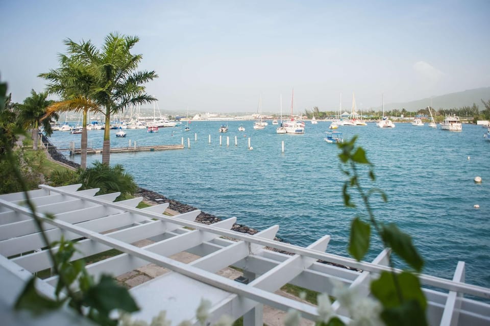 Seawind Beach Apartments Hotel in Montego Bay