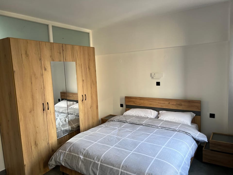 Bed, Bedroom, wardrobe