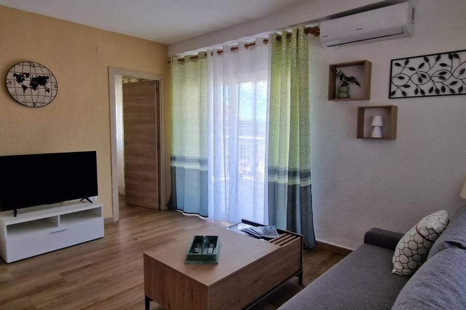 Incredible seafront with sunrise and sunset views Apartment in Benicàssim