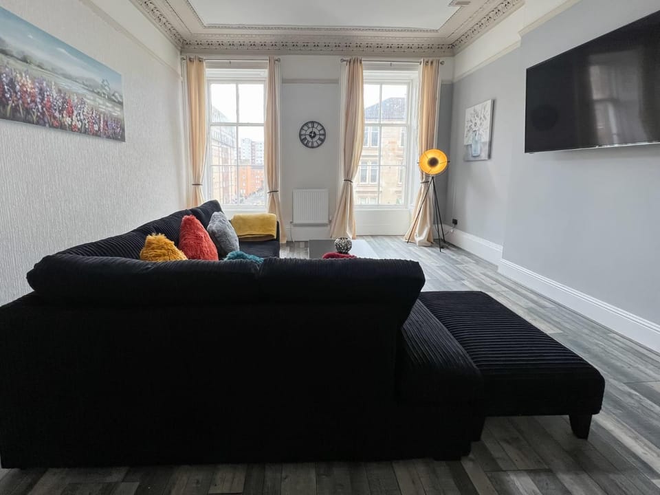 Premium 2BR Flat in the City Centre Apartment in Glasgow