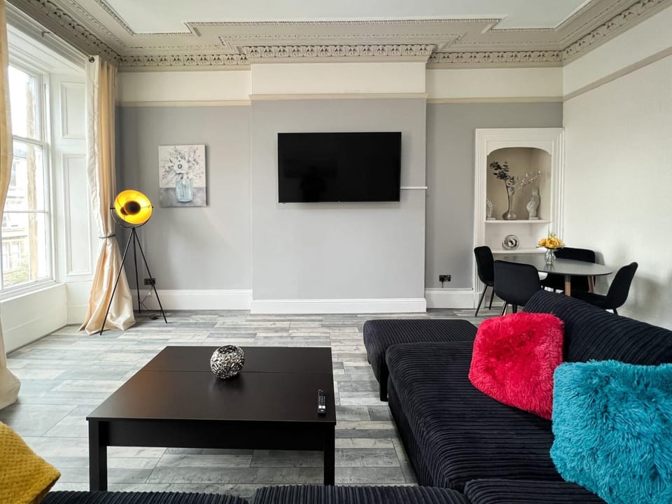 Premium 2BR Flat in the City Centre Apartment in Glasgow