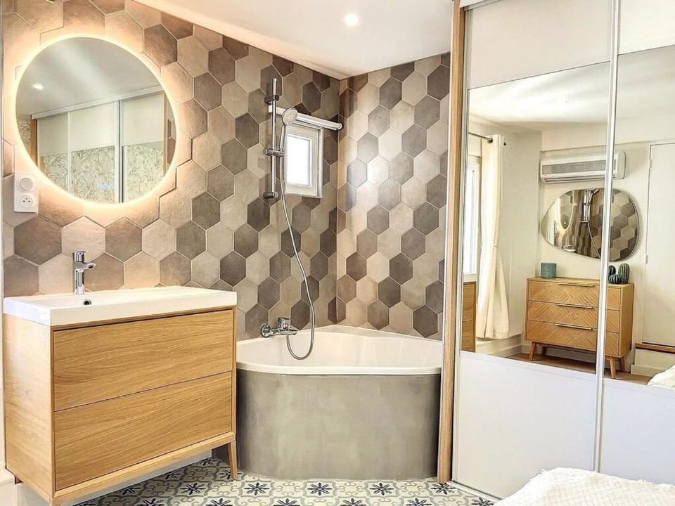 Cocon Forville - Palais des Festivals, Plages, clim, marché provençal, Vieux Port et Suquet Apartment in Cannes