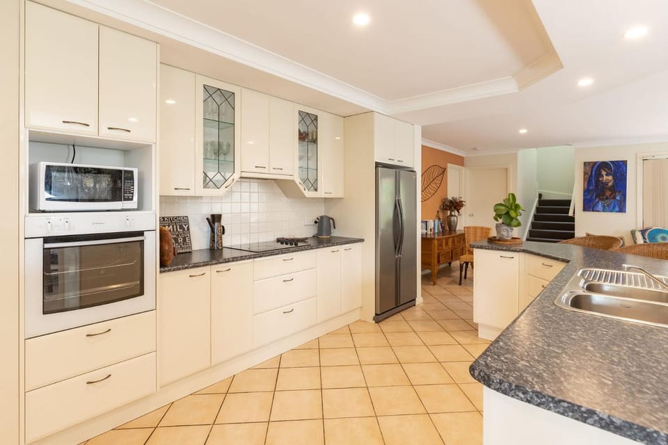 Kitchen or kitchenette, oven, stove