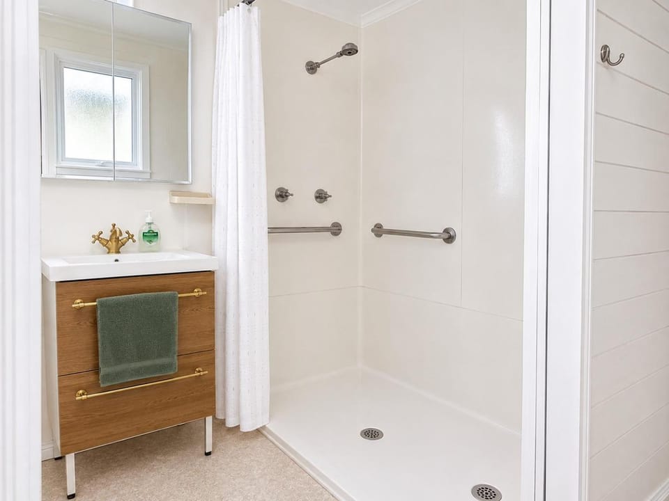 Taree CBD cottage apartments Apartment in Taree