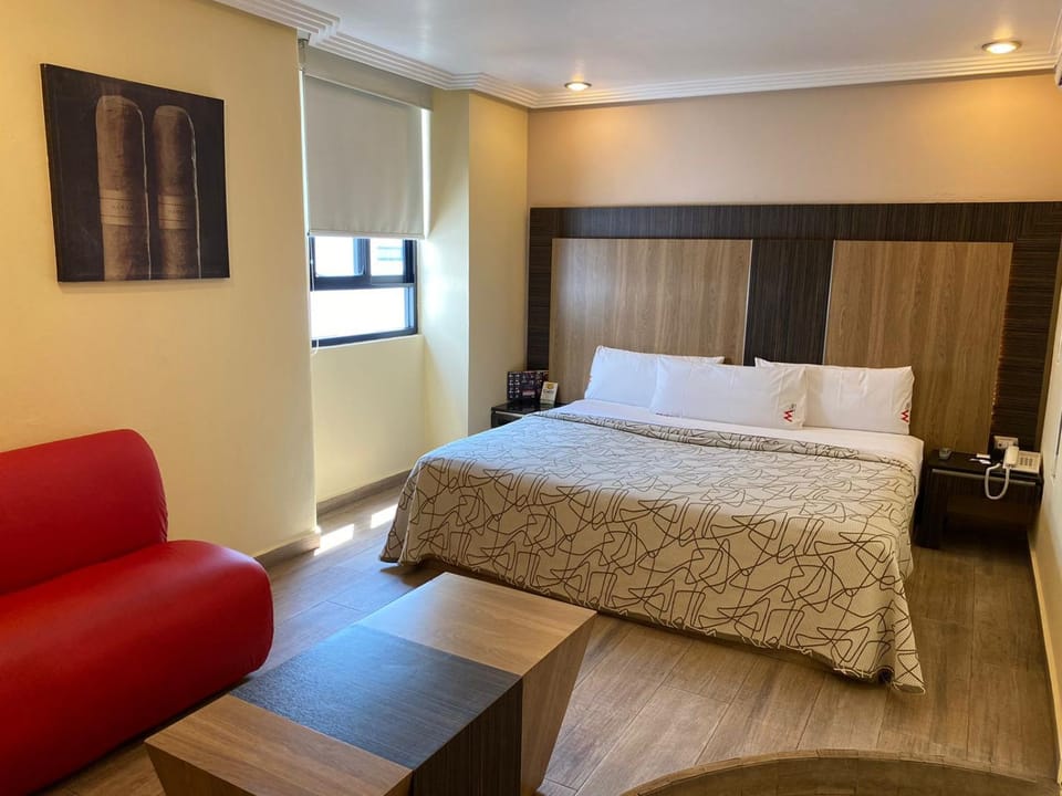 HOTEL M ELITE ROJO Hotel in Mexico City