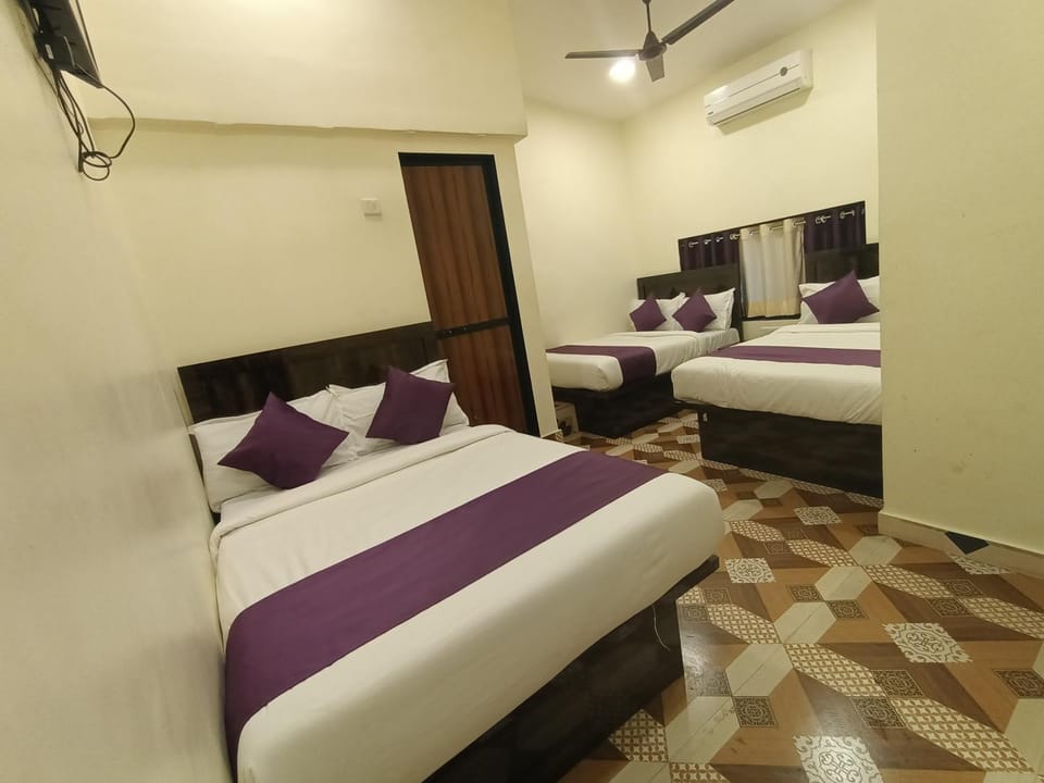 Bed, TV and multimedia, Photo of the whole room, Bedroom, air conditioner