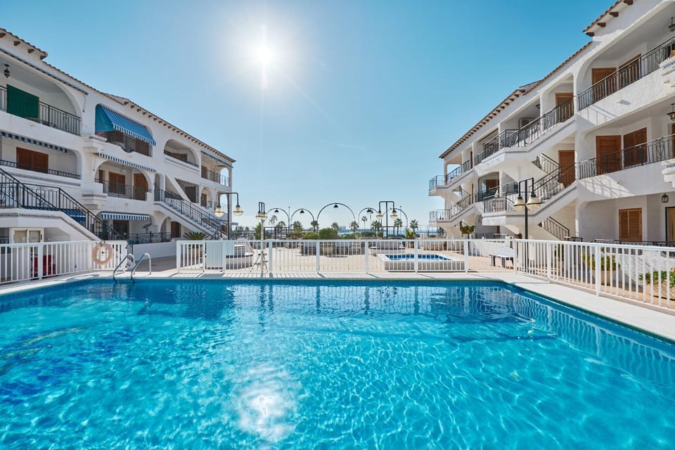 Naufragos Beach 2 - by Welcomely Apartment in Torrevieja