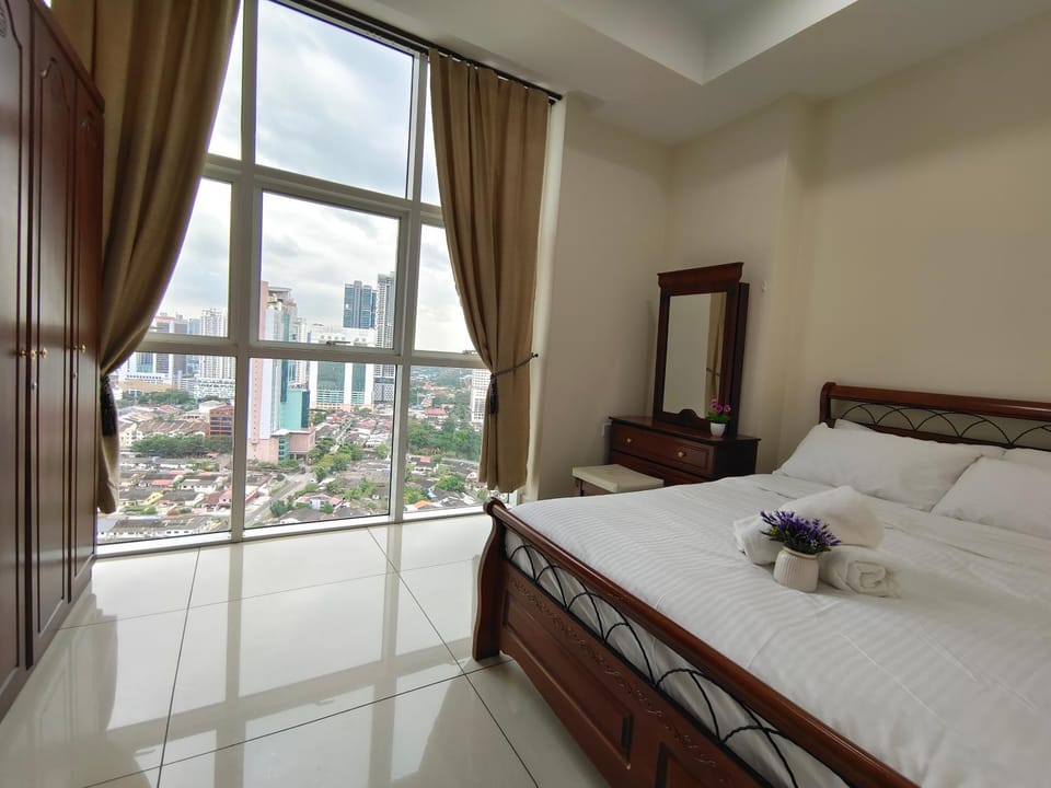 KSL City Mall 3BR@7-8pax Private Lift & City view+WIFI Apartment in Johor Bahru