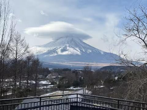 tj resort YAMANAKAKO Luxury large villa with Mt. Fuji, Sauna BBQ Max 25 Villa in Kanagawa Prefecture