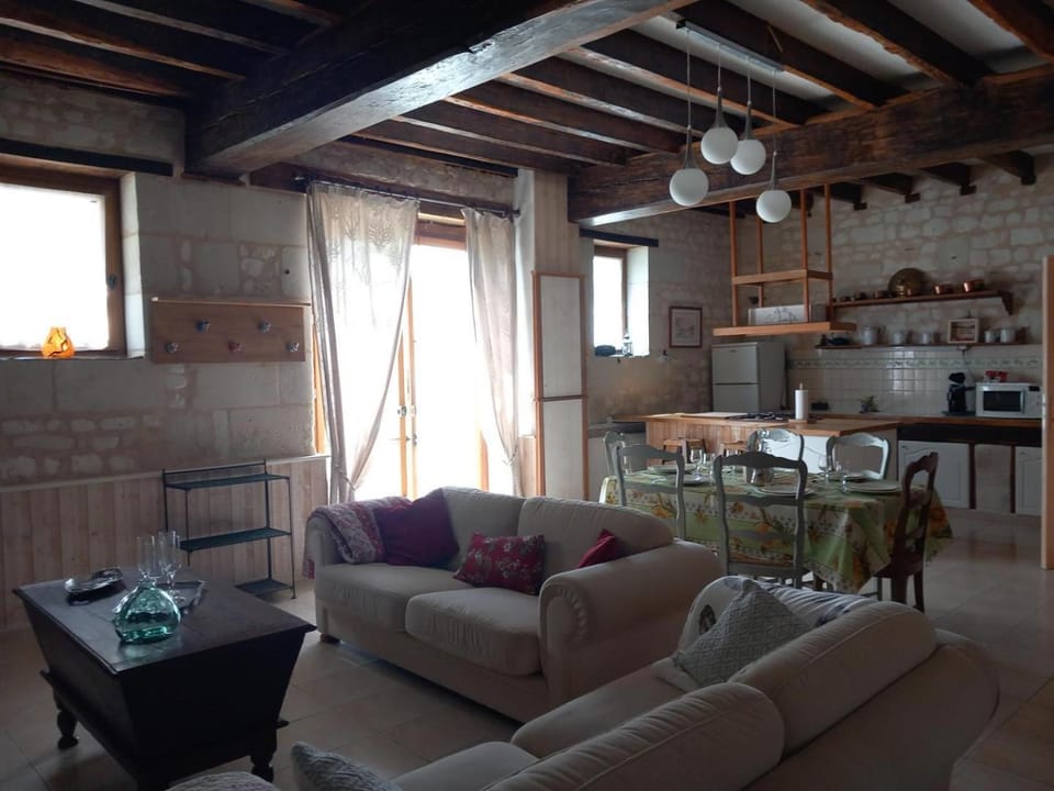 Le prieure House in Morton