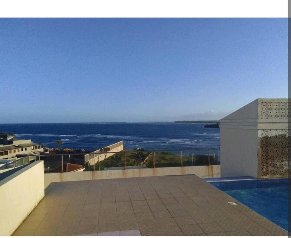 BRILLIANT THREE BEDROOM ALL WITH OCEAN ViEW Apartment in Mombasa