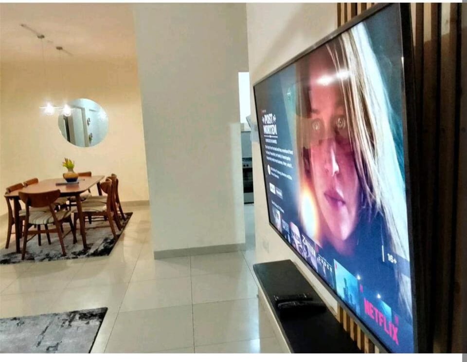 BRILLIANT THREE BEDROOM ALL WITH OCEAN ViEW Apartment in Mombasa