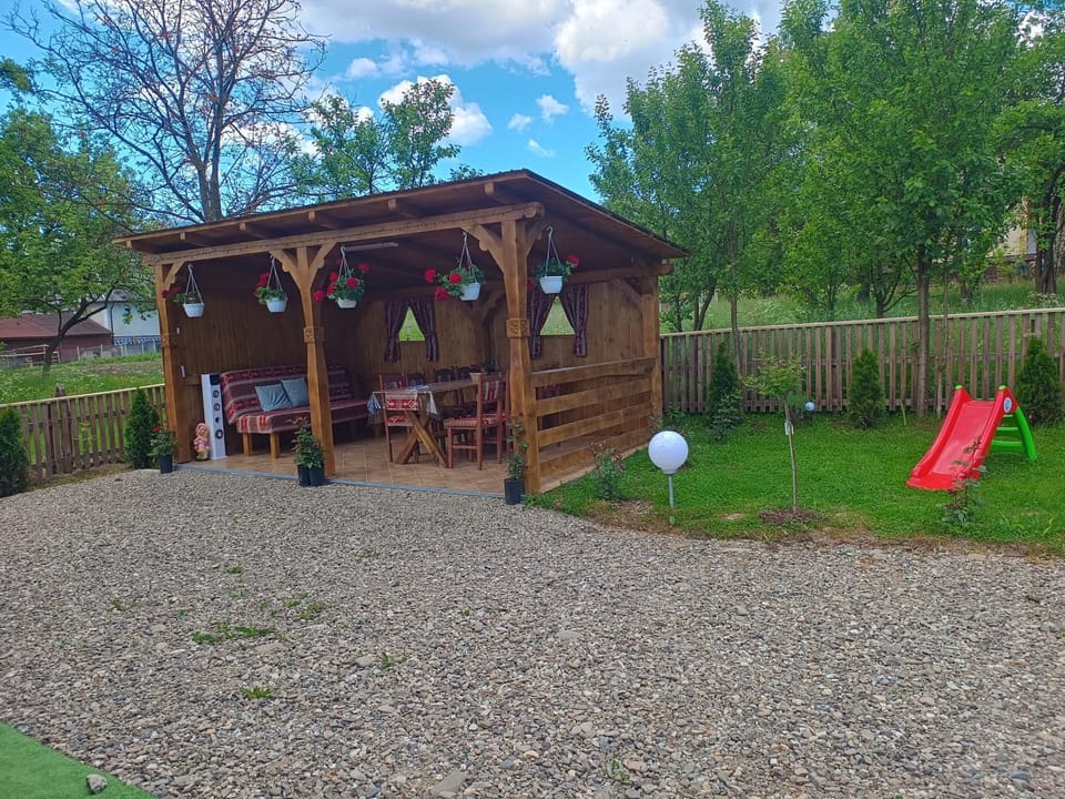 A frame Sima Chalet in Romania