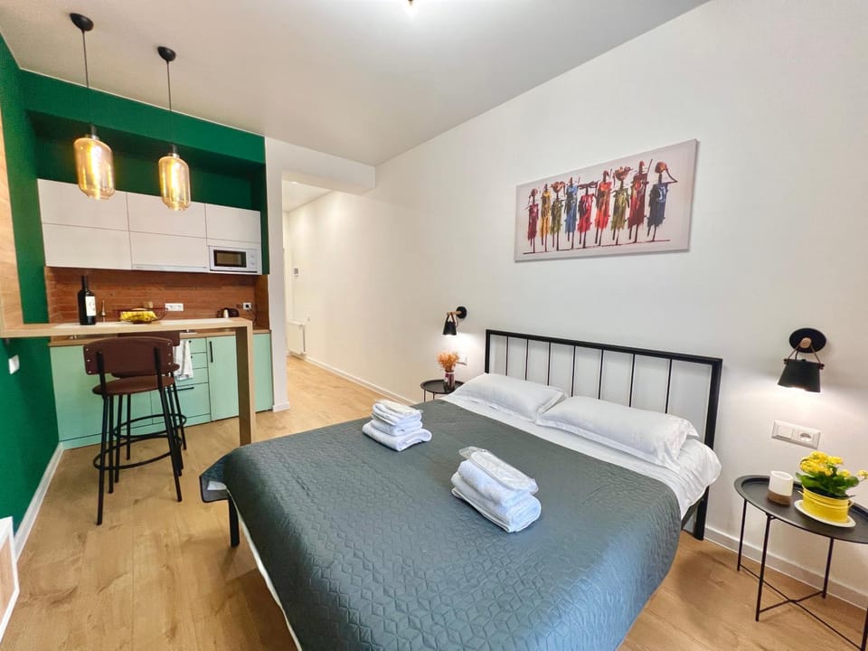 Bed, Kitchen or kitchenette, Photo of the whole room