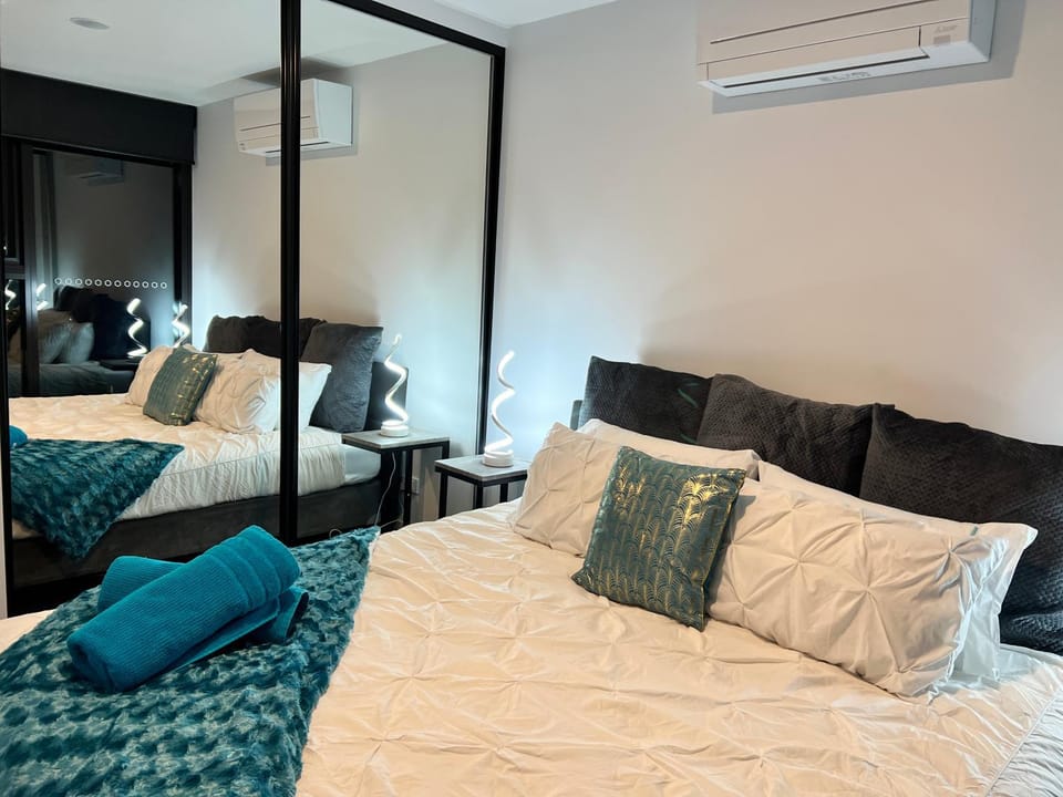 Bed, Bedroom