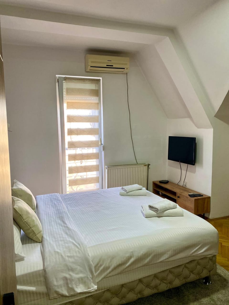 CASA BELLA Free Parking Apartment in Novi Sad