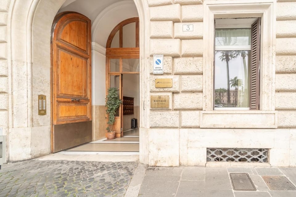 Casa Benso - near Vatican City and Navona Square Apartment in Rome