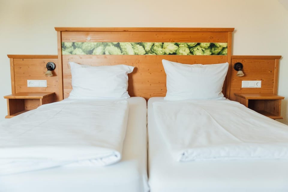 Bed, Summer, Photo of the whole room, Bedroom