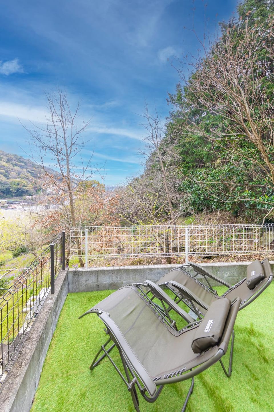 Spring, Day, Natural landscape, Garden, View (from property/room), Garden view, Mountain view