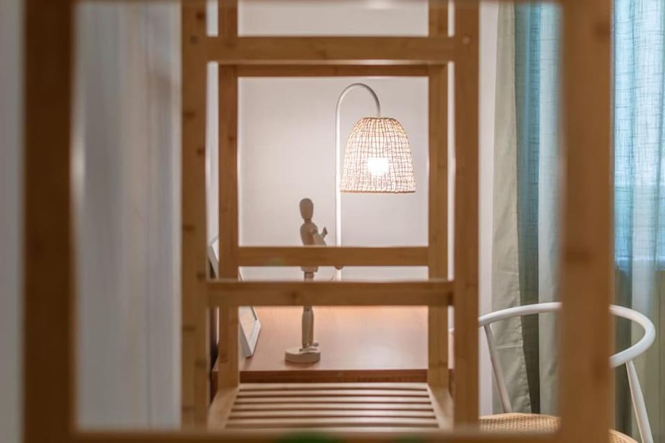 Decorative detail, Seating area