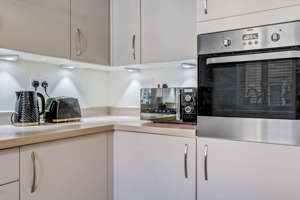 Coffee/tea facilities, Kitchen or kitchenette, minibar, pet friendly, toaster